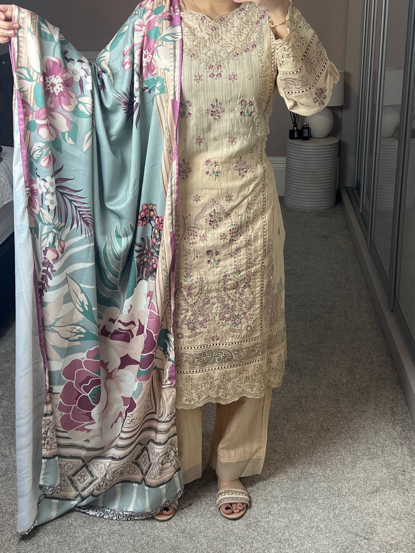 Summer linen